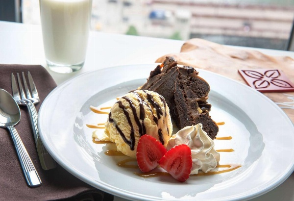 Hilton Garden Inn Chicago Downtown Riverwalk Main image